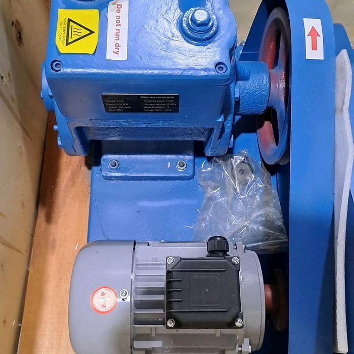Rotary Vane Vacuum Pump Rotor 2X-4 0,5KW 380V Pompa Vakum Rotary Vane Baling-Baling Putar