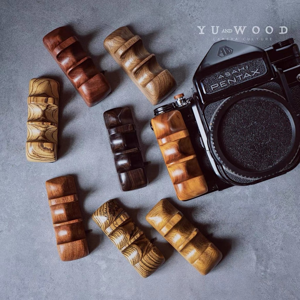 New Retro Wood Camera Hand Grip For Pentax 67 6X7 6*7 Right hand Handle Holder
