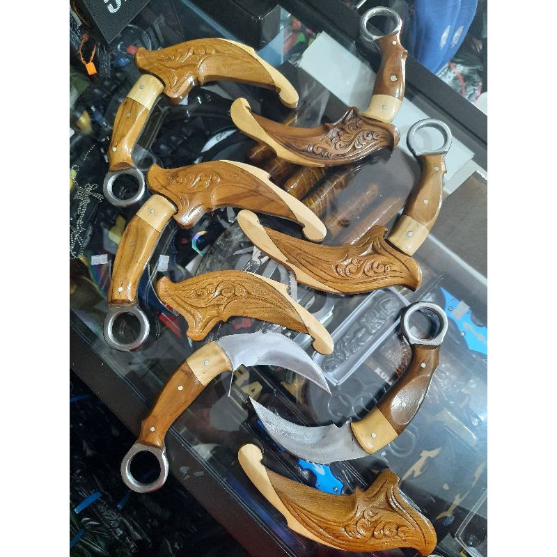 pisau kerambit kayu seni
