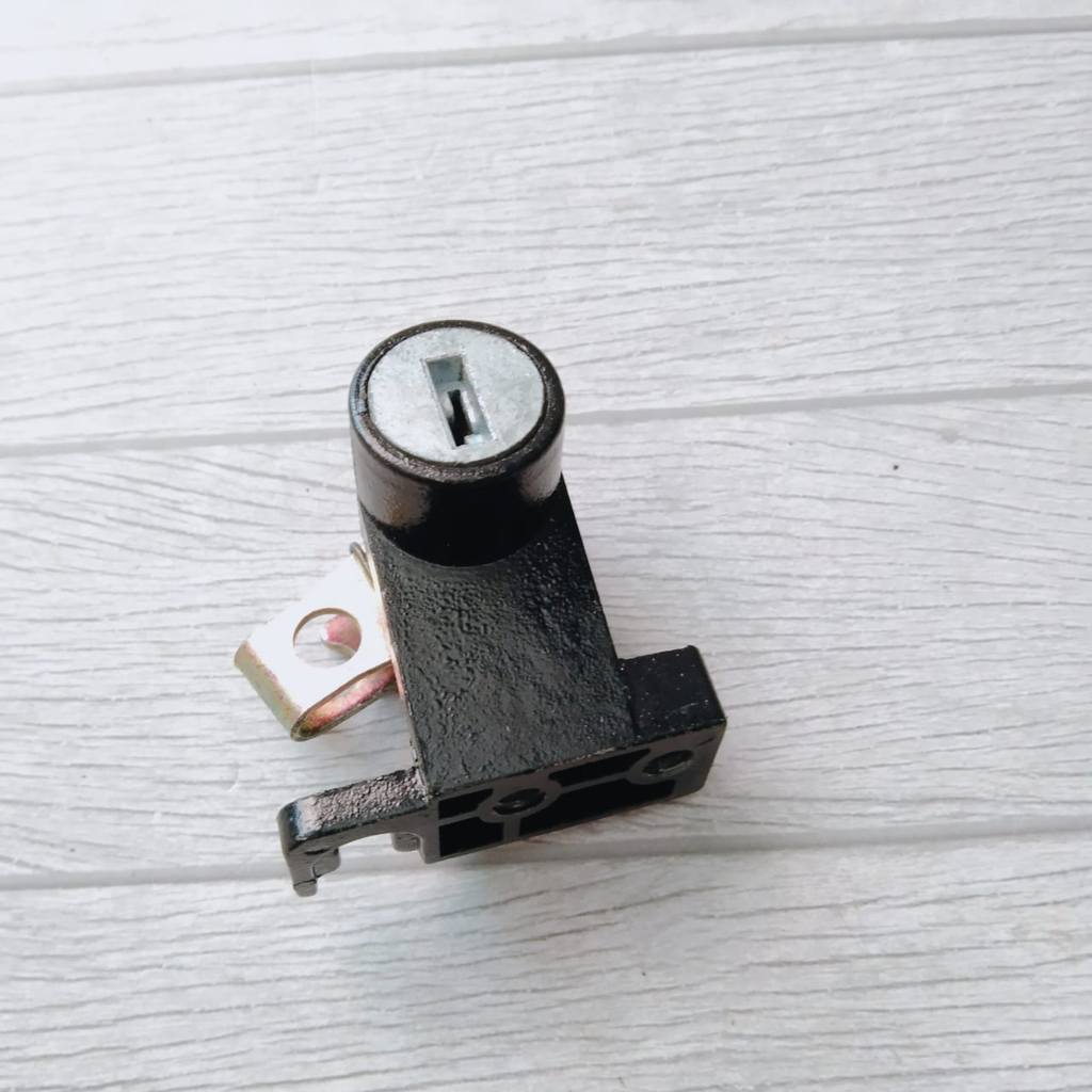 KUNCI JOK MOTOR RC80 - RC100 - TORNADO - SHOGUN 110 - CRYSTAL KUNCI SEDEL PARTS AKSESORIS MOTOR