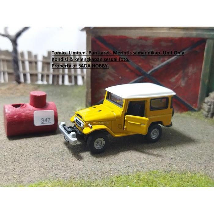 Limited Toyota Land Cruiser FJ40 Orange Tomica Diecast Miniatur