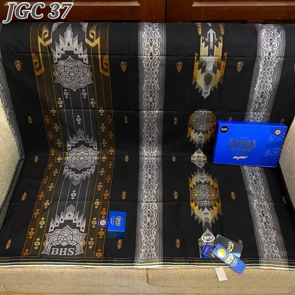 Sarung BHS classic Jacquard gold , silver