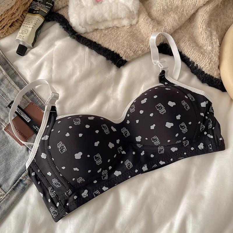 Awan Lembut Bra wanita motif bunga lucu tanpa kawat dan desain push-up.