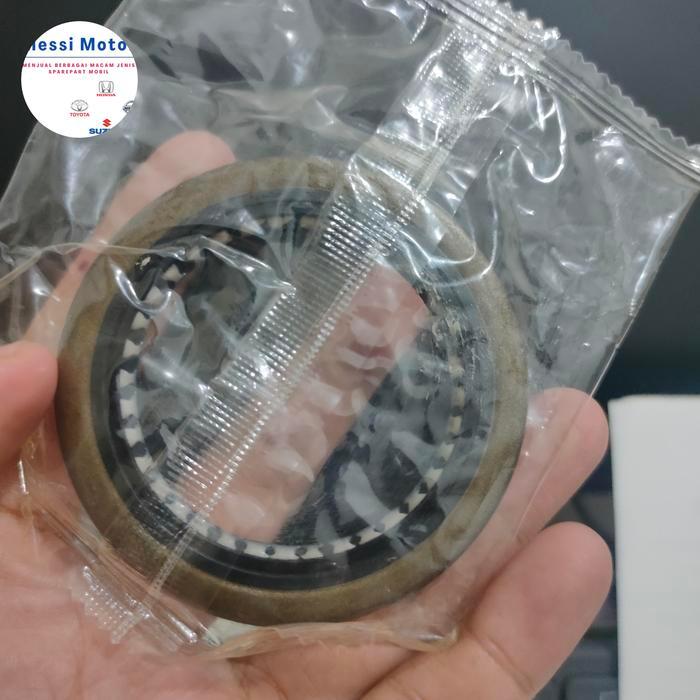 Seal roda belakang Confero S Asli import PASSS