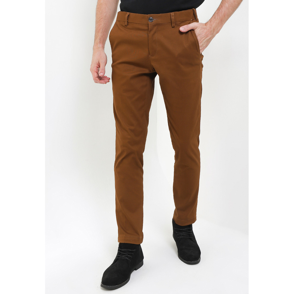 Pierre Cardin Celana Panjang Chino Pria Mud & Gear Brown