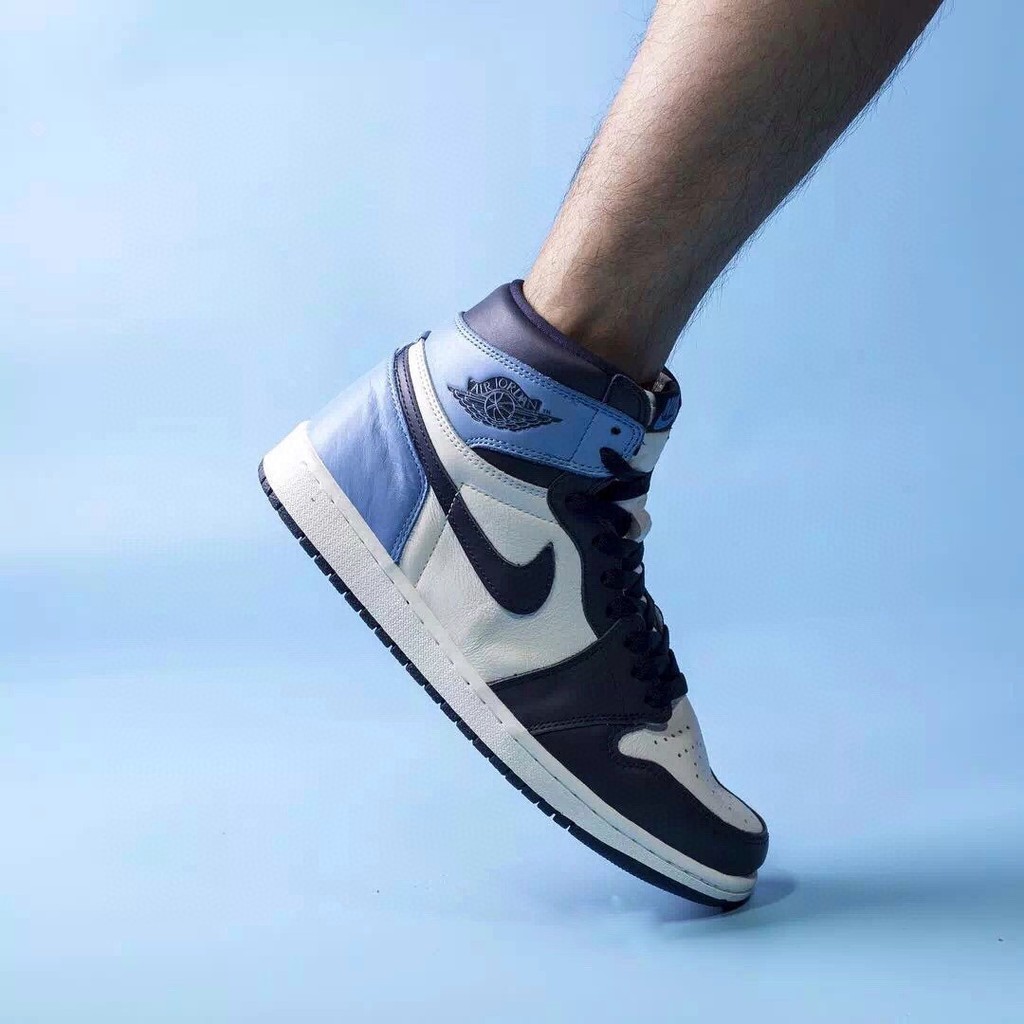 Jordan Air Jordan 1 High Obsidian Sepatu Basket Hitam Biru Putih Pria Wanita