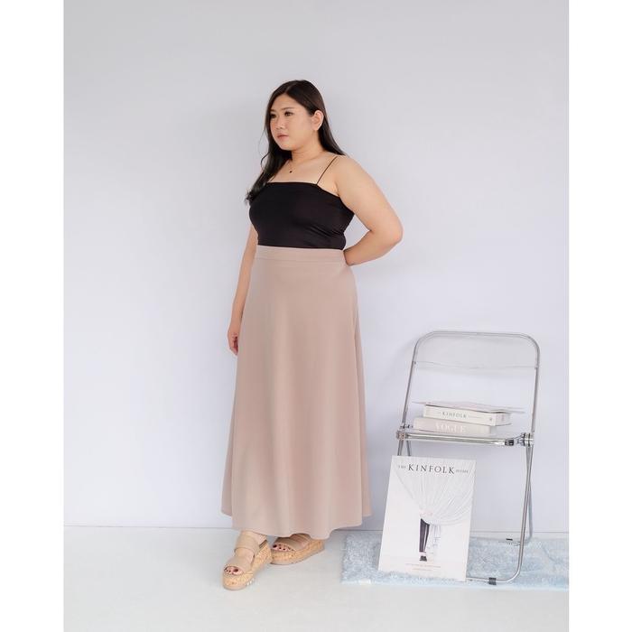 Rok Scuba Jumbo Semi Payung Melar Panjang - Hitam