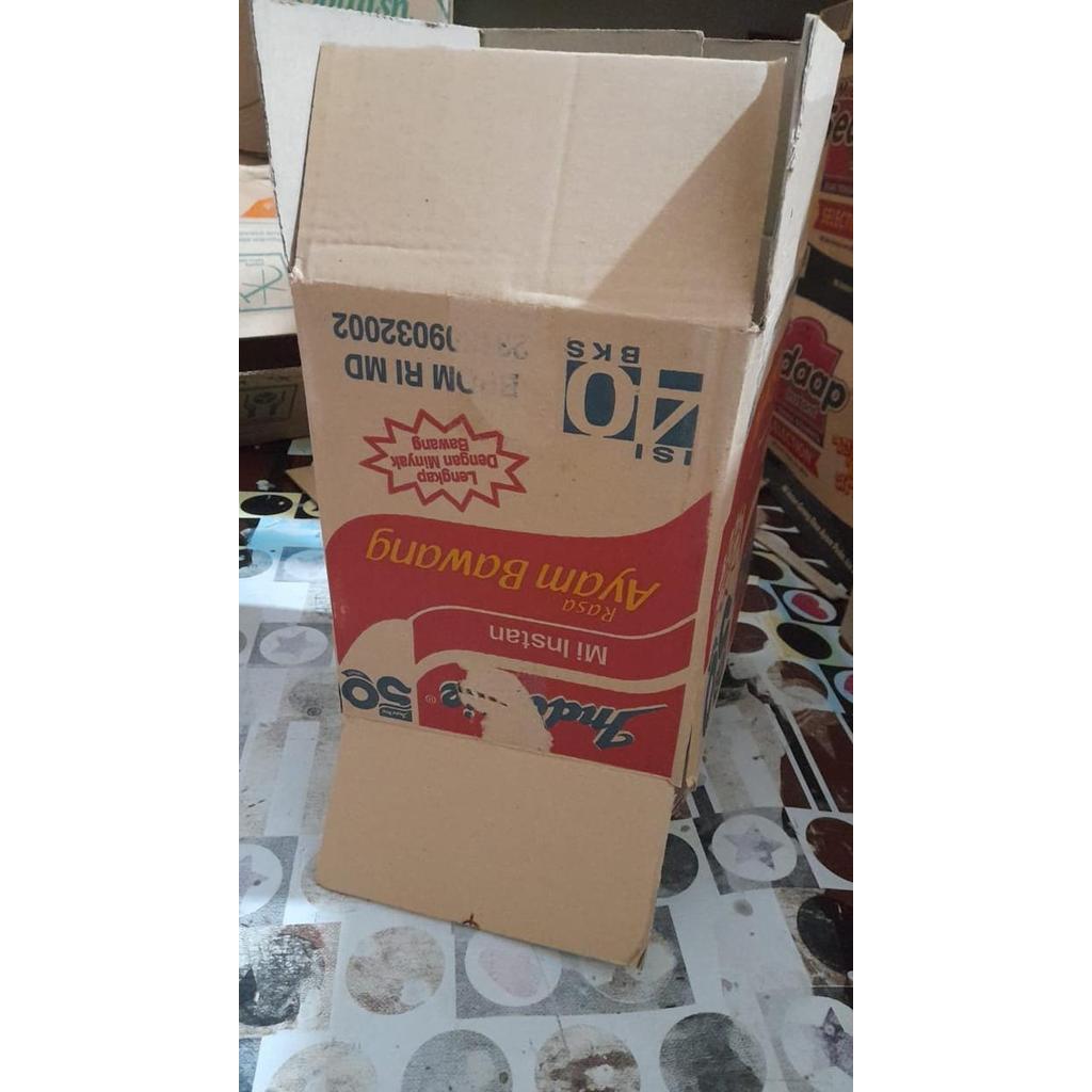 paket beras dan minyak 1liter bmw beras pulen paket sembako lebaran - DUS BEKAS