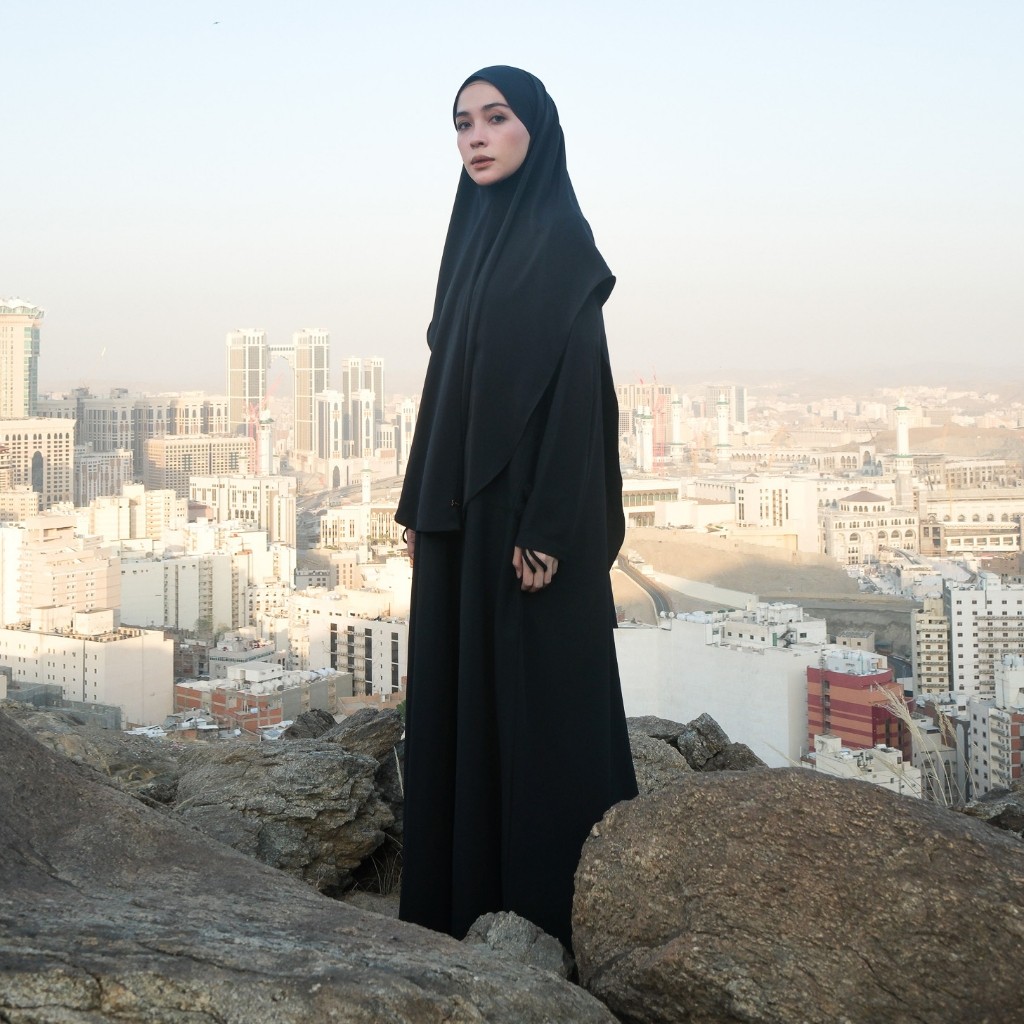 Lozy Hijab - Haza Abaya Set (Abaya Gamis Set Khimar Haji dan Umrah Bahan Arabian Premium Anti UV)