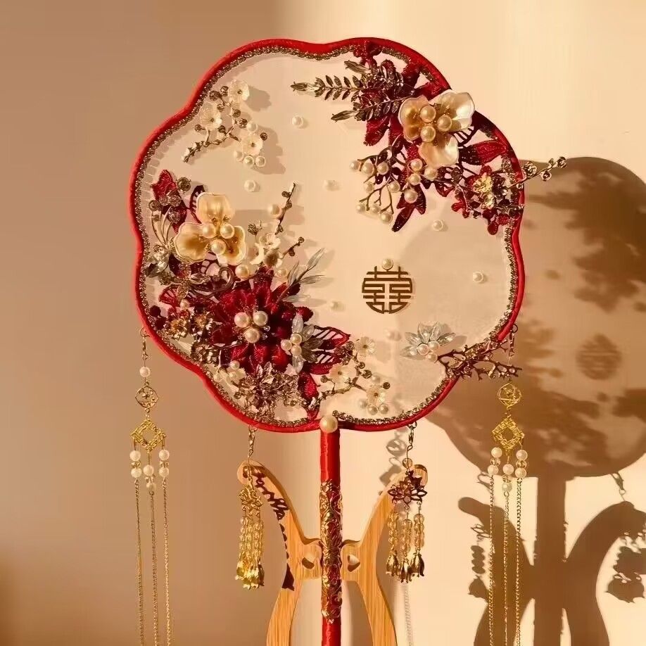 Kipas Bulat Gaya Tradisional untuk Pernikahan Xiuhe Kipas Pernikahan Gaya Cina