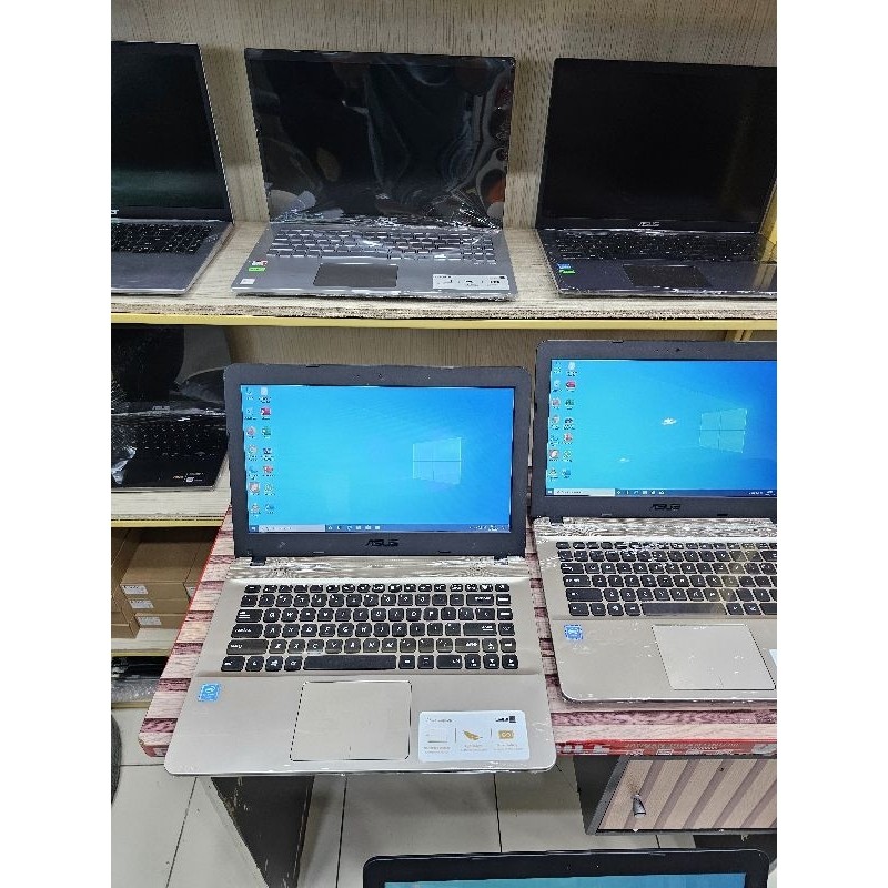 LAPTOP LEPTOP ASUS X441M RAM 8GB SSD 256GB INTEL CELERON N4020 14INCH WINDOWS 10 LIKE NEW Dunia Lapt