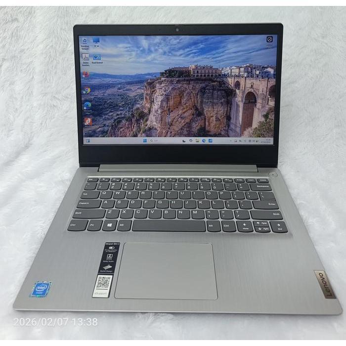 LAPTOP LENOVO IDEAPAD SLIM 3 CELERON RAM 4 GB SSD 256 GB SILVER MULUS