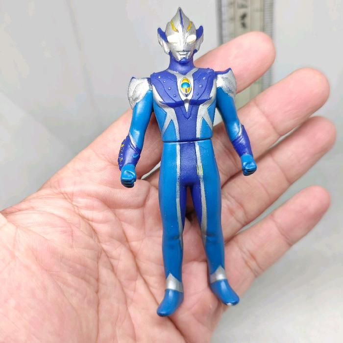 Action Figure 4' UHS Ultraman Hikari Mebius Bandai Ultra Hero Series 2ND