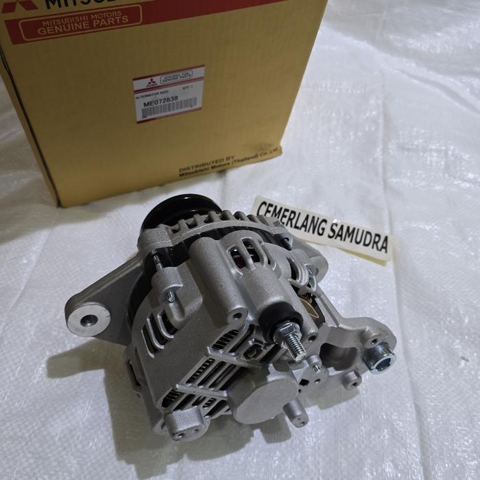 ALTERNATOR ASSY FUSO GANJO 6D17 PS220 FM527 ME072838 MITSUBISHI BERMUTU