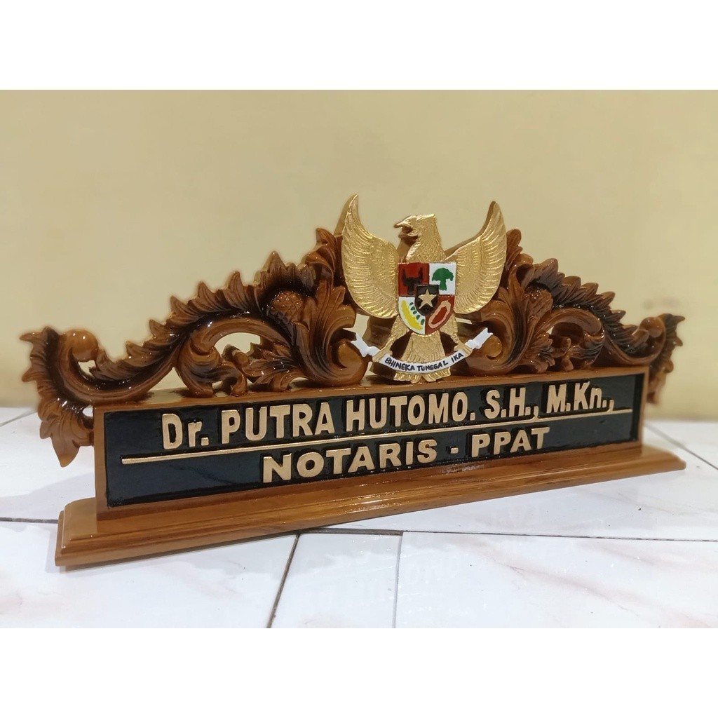 PAPAN NAMA / PAPAN NAMA UKIR MEJA KANTOR / PAPAN NAMA MEJA UKIR /PAPAN NAMA KAYU JATI / Loggo Custom