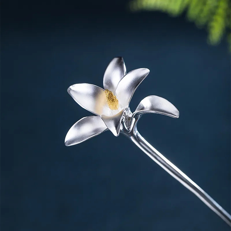Three-dimensional Design Silver Inlaid Magnolia Flower Hairpin Luxury Charm Exquisite Ladies Jewelry