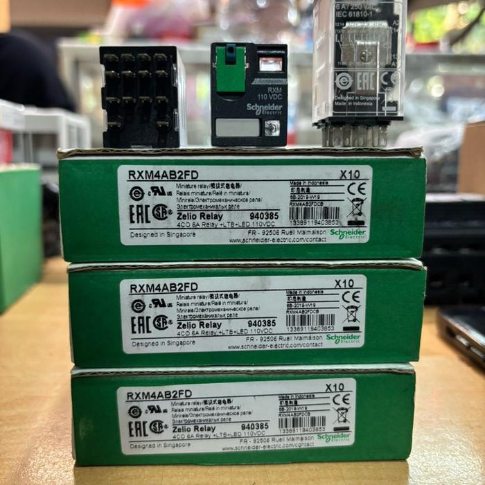 RELAY SCHNEIDER RXM4AB2FD 110VDC ORIGINAL