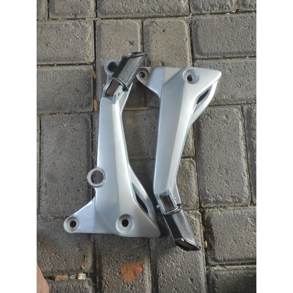 FOOSTEP POSTEP BOSTEP SHOGUN NEW 125 (2008) SILVER, SHOGUN SP/SHOGUN
