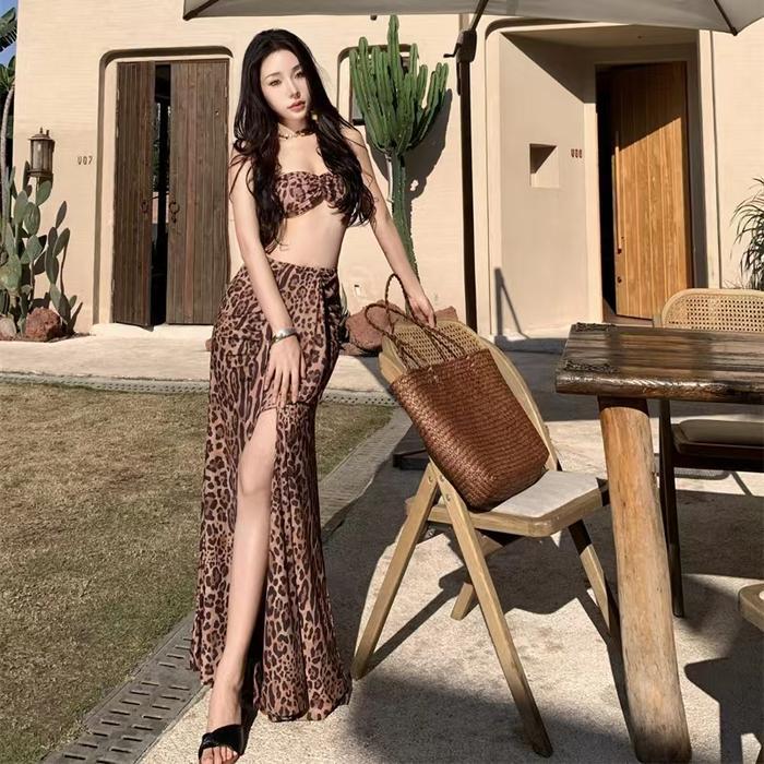 LEOPARD setelan crop top + skirt woman premium / korean summer set / beachwear bali / setelan pantai