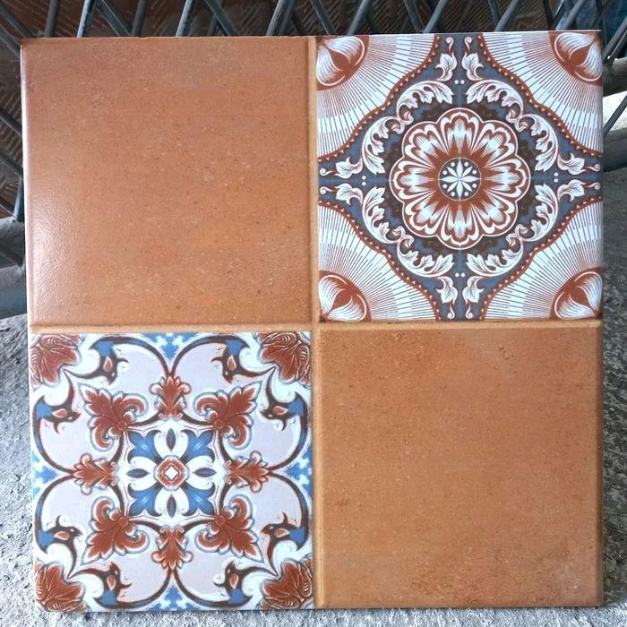 Keramik Lantai Carfot 40x40 Tegel Teracota Brown Batik Slip Stop | Kasar | Matte Product Mulia