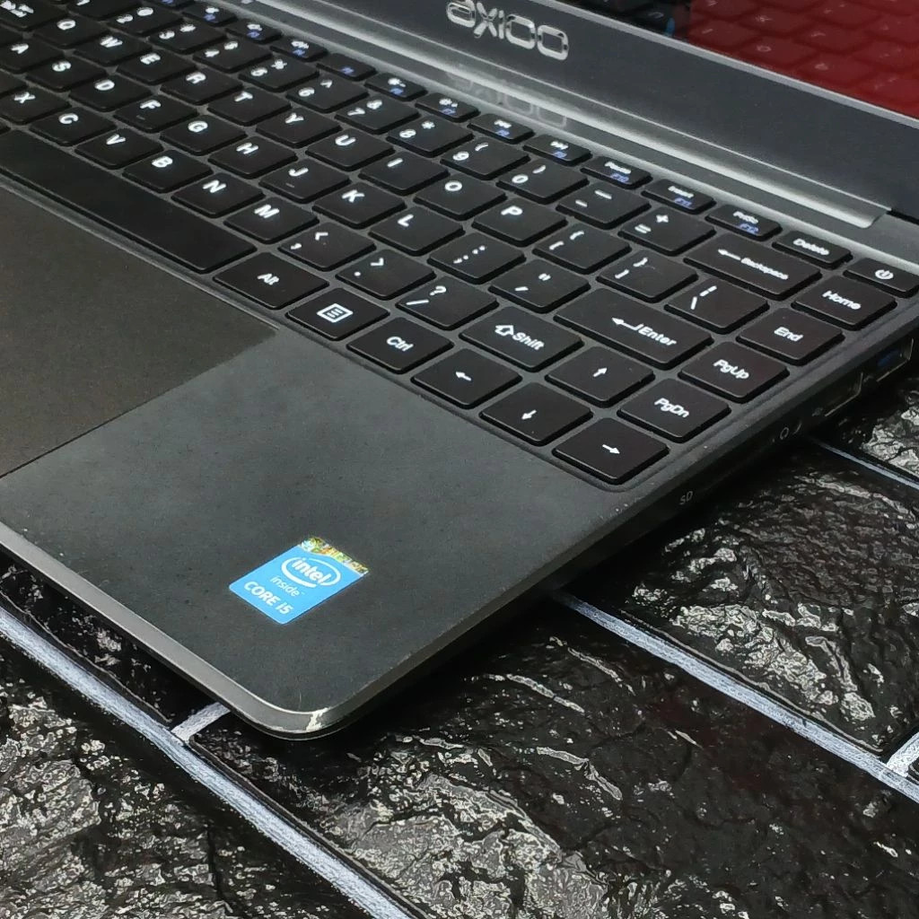 Laptop Axioo Mybook Pro X5 Intel Core i5-5257U Ram 8Gb Ssd 256Gb Normal Bergaransi