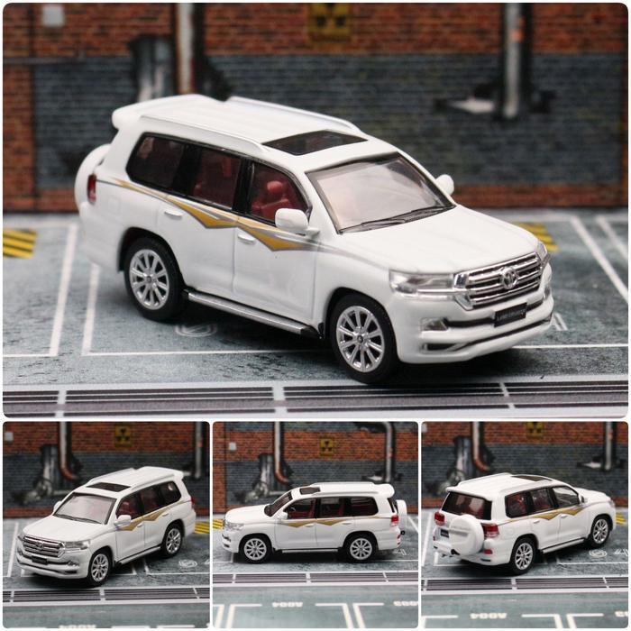 JKM 1/64 Toyota Land Cruiser 2016 LC200 OEM Diecast Mobil - Putih
