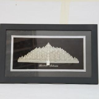 Hiasan Dinding Miniatur Candi Borobudur silver Frame Kaca