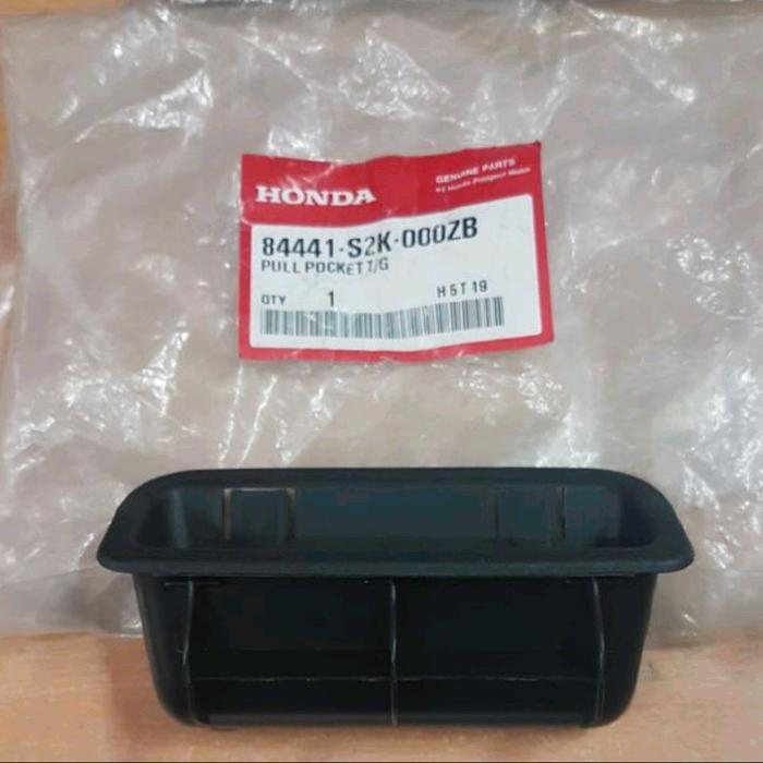 Pull Pocket Tail Gate Handle Handel Pegangan Tarikan Pintu Bagasi Belakang Dalam Honda Mobilio BRV H