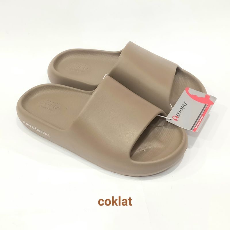 Sandal Loufu E 6224 Selop Laki-Laki Karet RinganLuofu Bara Bara