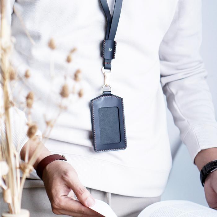 NEW Collection Whitehouse Lanyard - Shell Cordovan - Black Cordovan