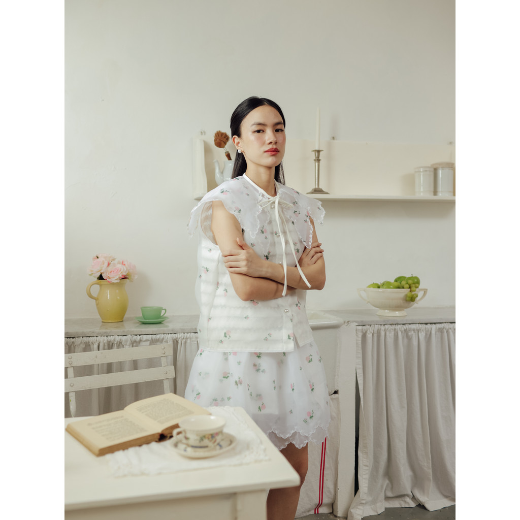 ARRAY ID - KAZIA TOP (ARRAY RIGHT ON SPRING)