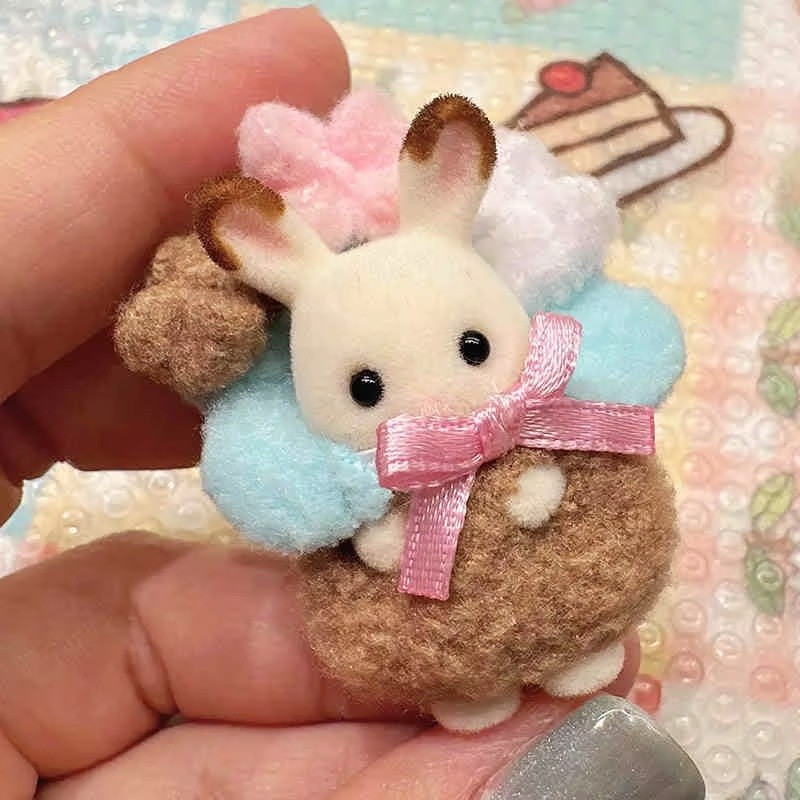 Hot Sale Original Sylvanian Families Rabbit Grove Family Doll Beaver Baby ristmas Toys Girl Flocking