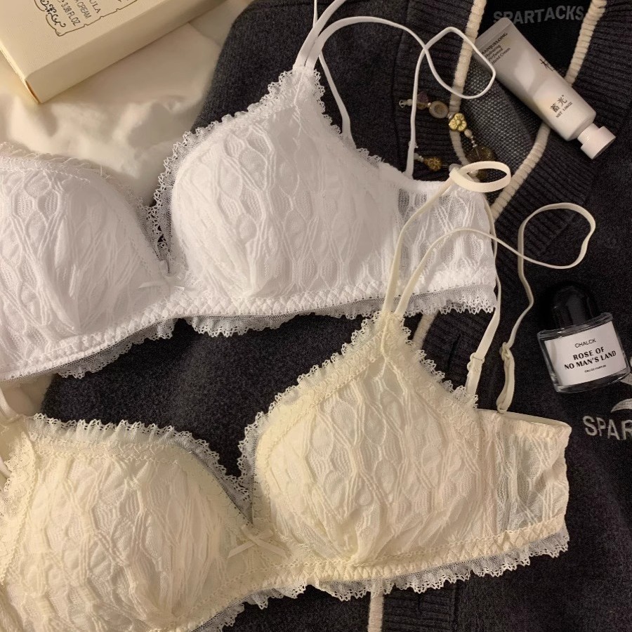 Awan Lembut Bra Renda Tipis untuk Payudara Kecil