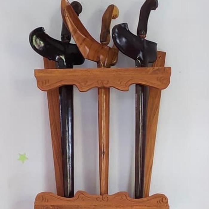 blawong dinding isi 3