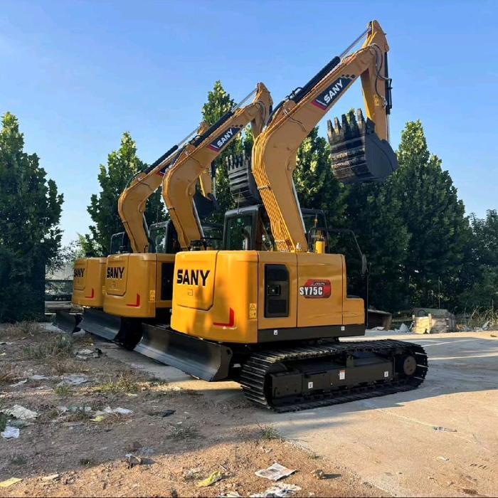 EXCAVATOR PC75 SANY SY75C 7,5 TON