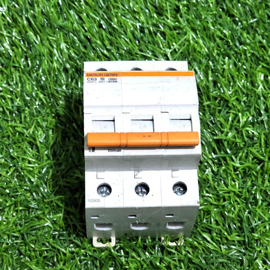 MCB DOMAE MERLIN GERIN C63 3P 63A