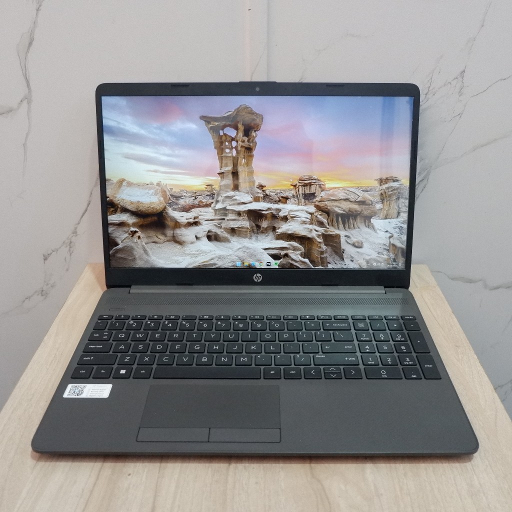 laptop HP 255 G8 AMD Ryzen 5 5500U Radeon Ram 8Gb Ssd 512Gb Full HD SCU19476 Normal Siap Pakai - Lap