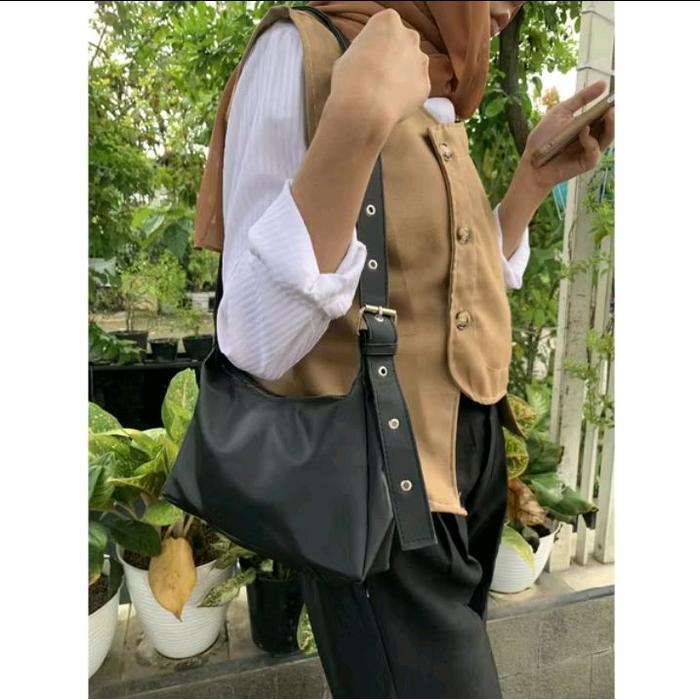 Tas Wanita Shoulder Bag haruka trendy / tas wanita Terbaru Haruka Shoulder bag - Tas Haruka putih
