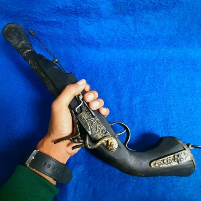 Koleksi Miniatur Tembak Pistol Senapan VOC Kuno Hitam Antik KJ