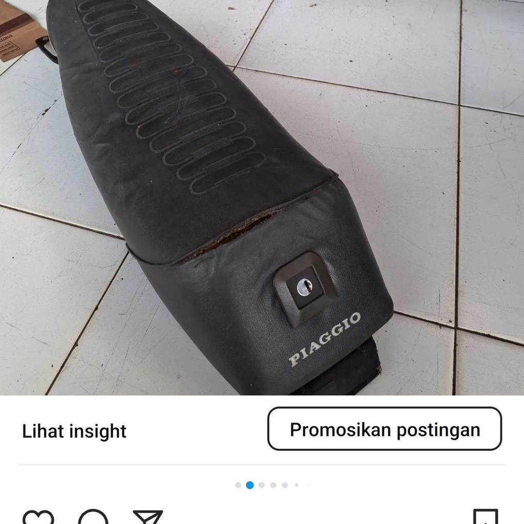 Jok vespa corsa ori copotan. Sesuai foto.