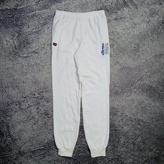 Celana panjang jogerpants ELLESSE logo ped bordir putih casual murah size 30-35