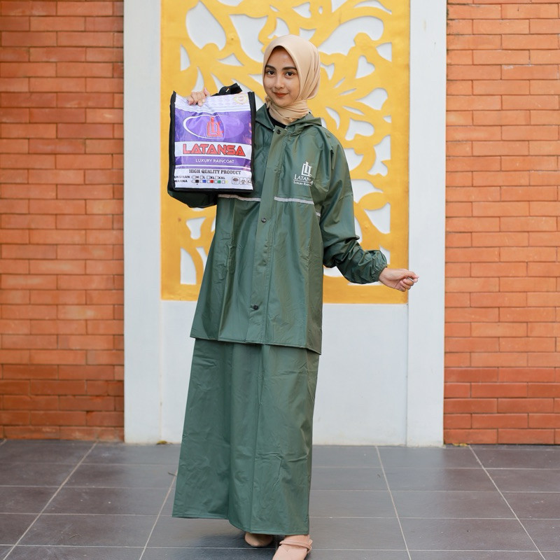 Mantel Jas Hujan Wanita Setelan Rok Jumbo PVC