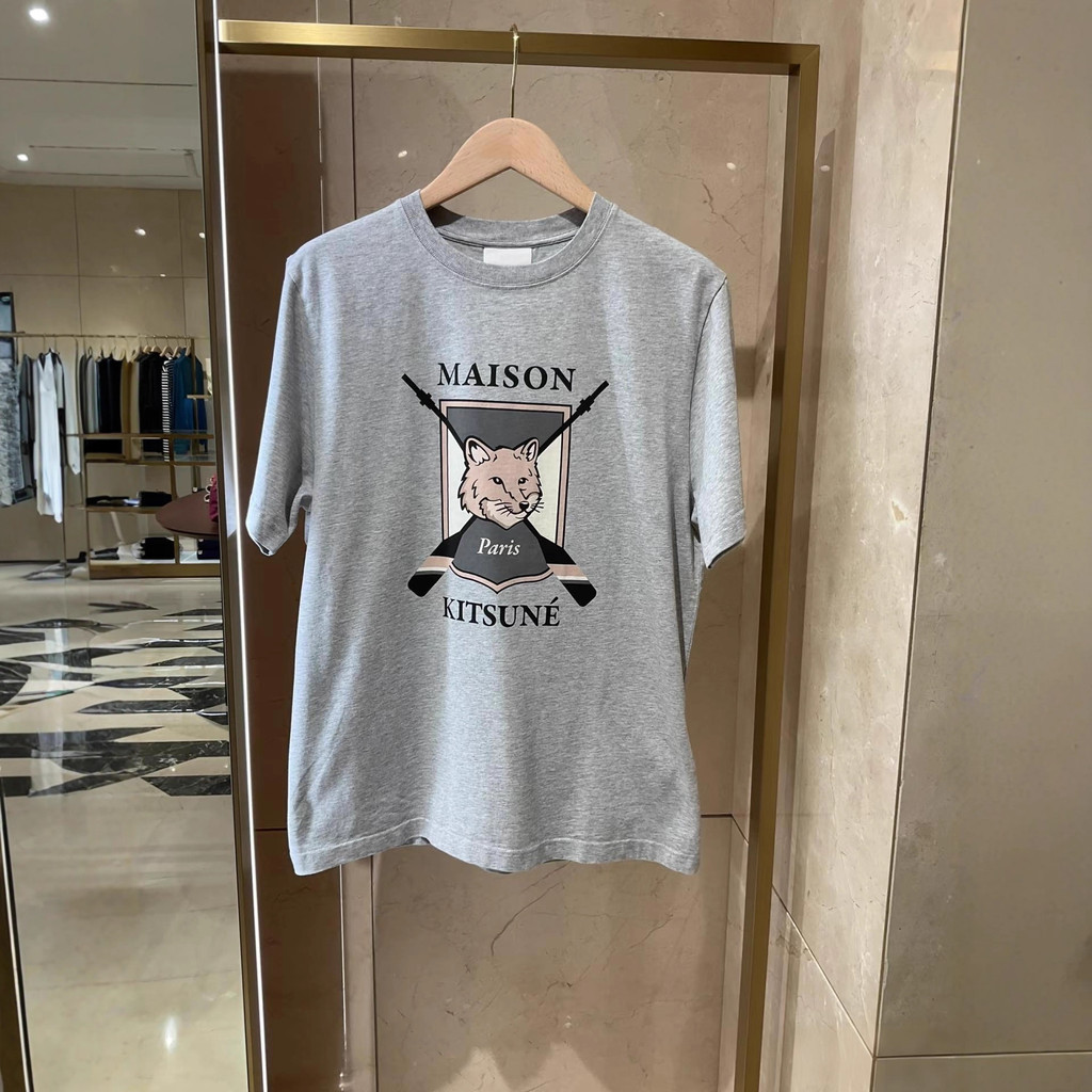BAJU KAOS Maison Kitsune Casual T-shirt - Fox Print Design for Men & Women
