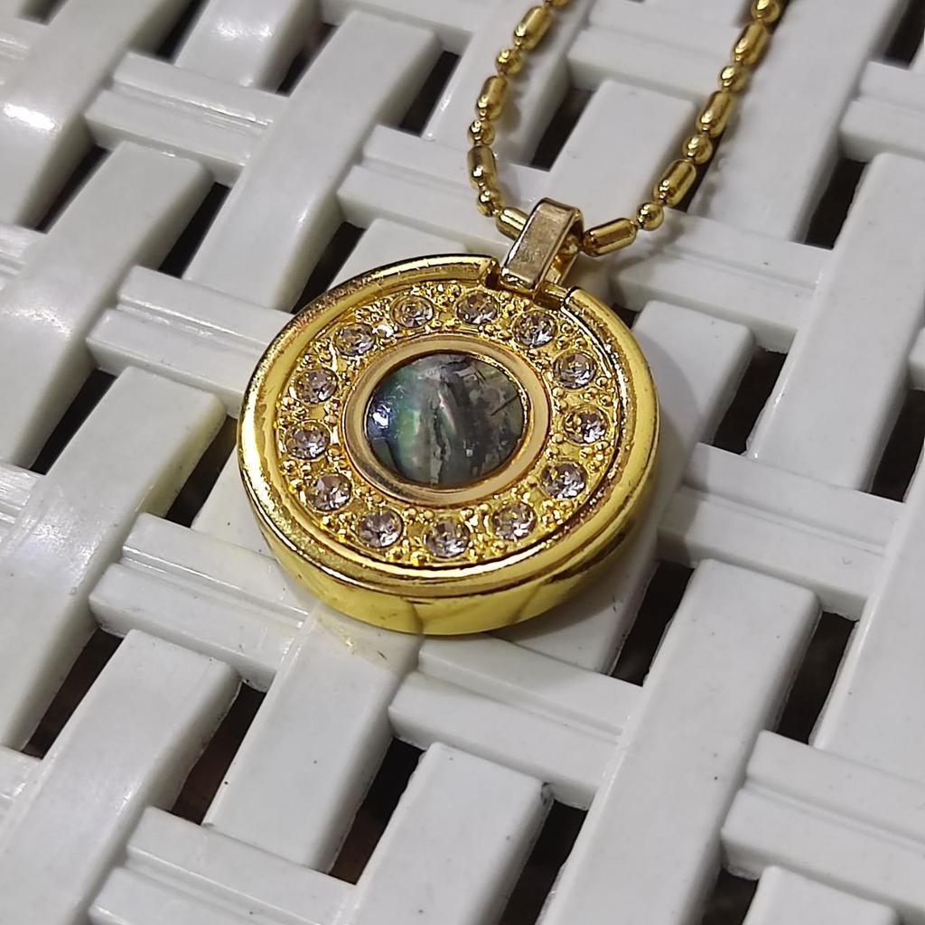 Kalung Liontin Terapi Kesehatan Magnetic Pendant / Kalung Bio Glass Energi