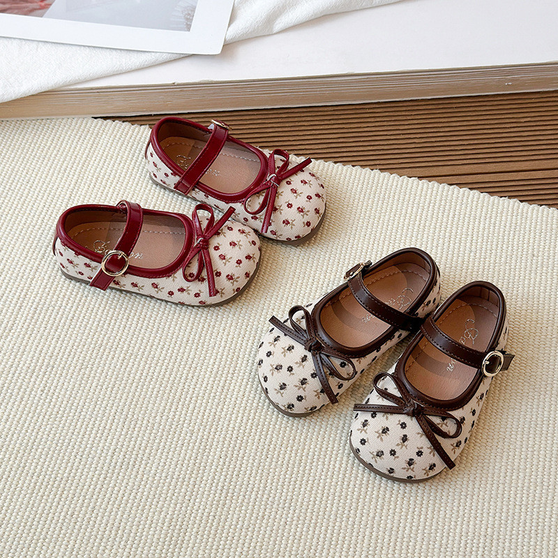 Sepatu slip-on model balet, sepatu putri anti selip