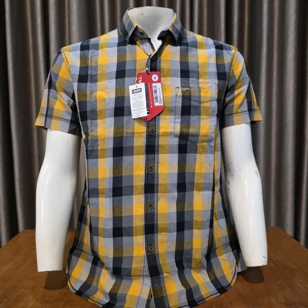 promoKemeja Pria Tangan Pendek Cardinal Jeans Premium New Serries Original