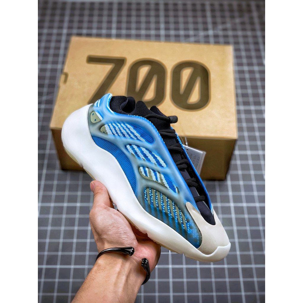 Adidas Yeezy 700v3 Azareth Aurora Original Sepatu Valentine Hadiah Couple