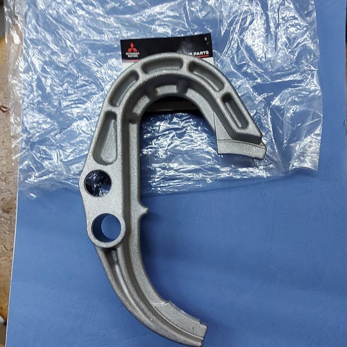 Fork Transmisi Triton KB7 2800cc Gigi 1 & 2 Garpu Transmisi Triton KB7 bermutu
