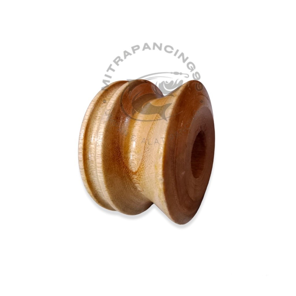 Gulungan Senar Pancing Bahan Kayu - Golongan Tali Pancing