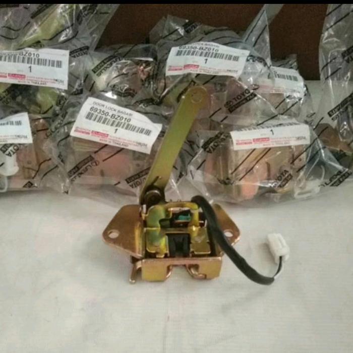 door lock bagasi belakang avanza xenia lama 2004 2005 2006 2007_2011 BEST